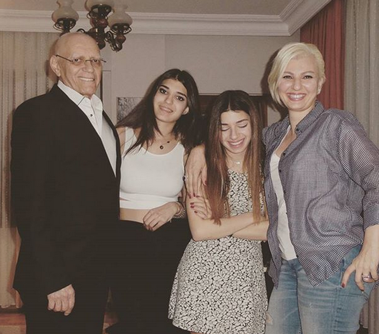 Çok konuşulan aşkta sürpriz gelişme...