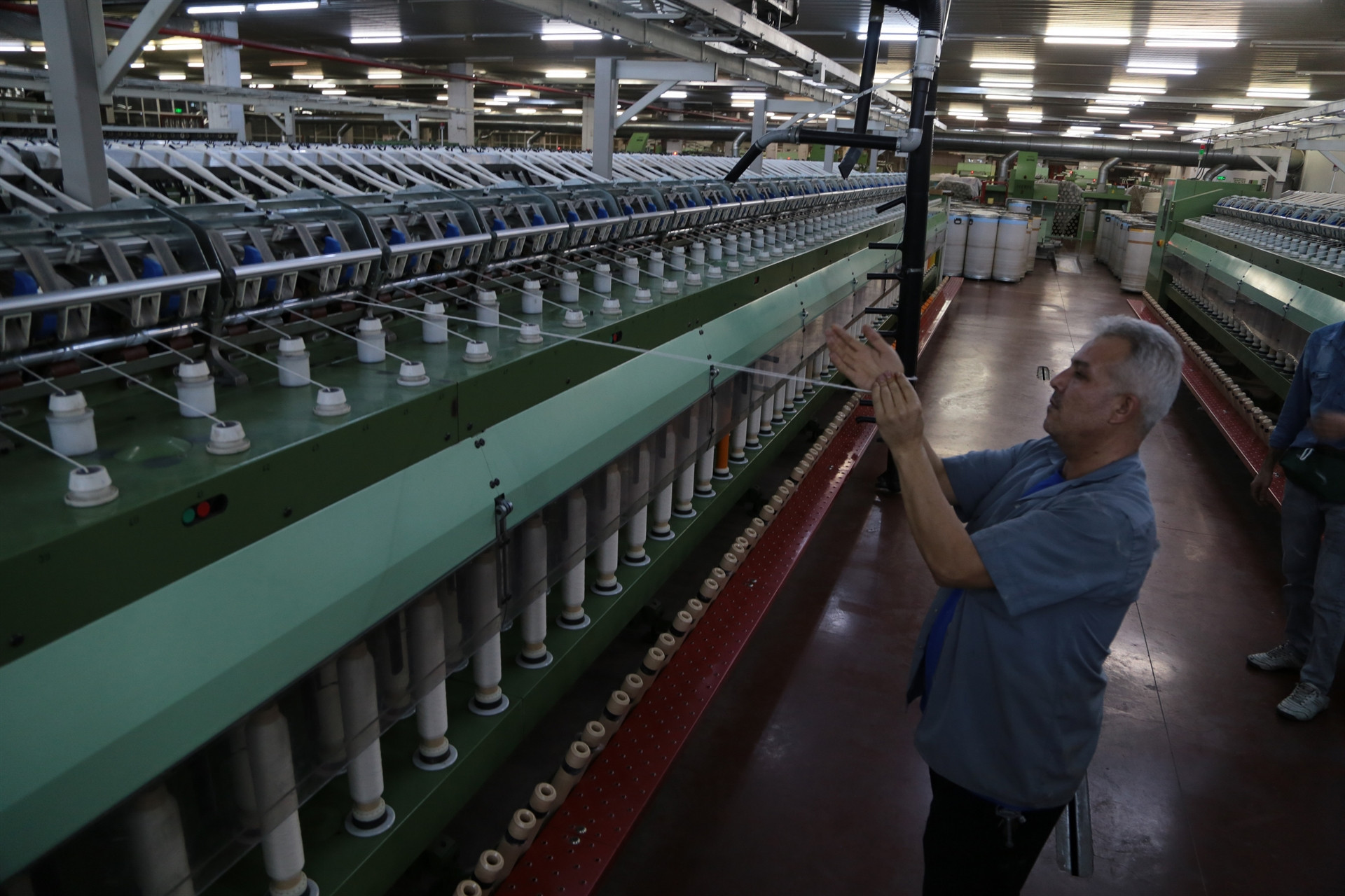 Pet şişelerden yaptıkları inanılmaz Amerika ve Avrupaya ihraç ediyorlar...