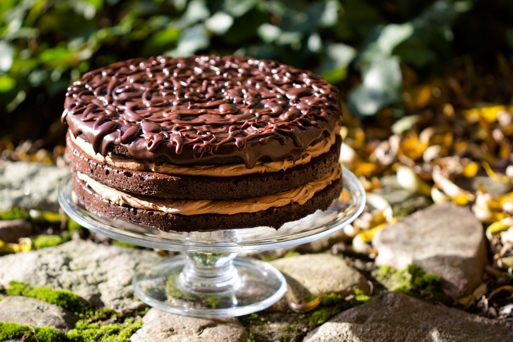 Çikolatalı doğum günü pastası tarifi