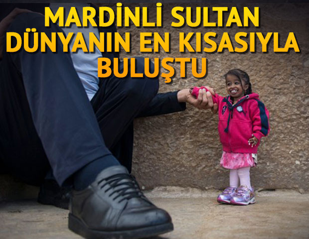 Dünyanın en uzun adamı ve en kısa kadını buluştu Dünyanın en uzun adamı ve en kısa kadını buluştu