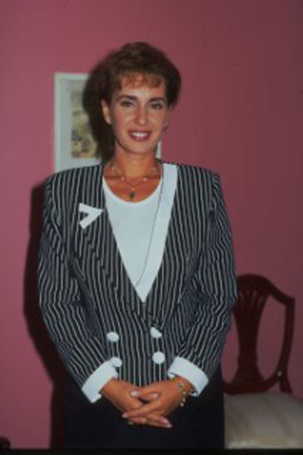 Perihan Savaştan hayatını kaybeden eşine duygusal  veda: Seni çok özlüyorum