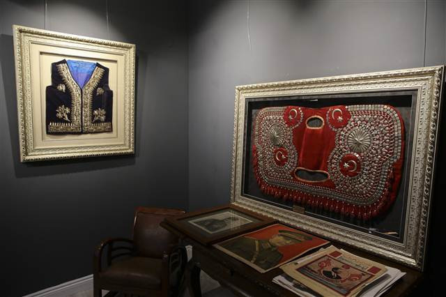 Atatürkün Latife Hanıma hediye ettiği atın eyeri satışta