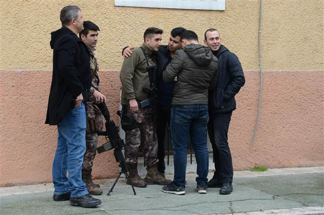 Dün Afrine uğurlandılar