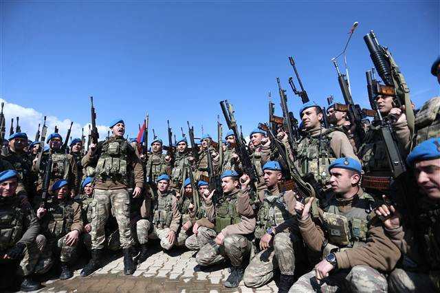 JÖHler, PÖHler toplandı... Ant içtiler