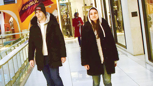 Siz ‘Sam’ yazın Siz ‘Sam’ yazın