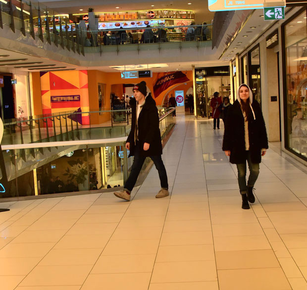 Siz ‘Sam’ yazın Siz ‘Sam’ yazın