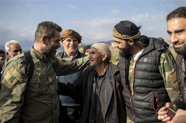 Afrinin yüzde 25i temizlendi... İşte Afrinde sıcak görüntüler