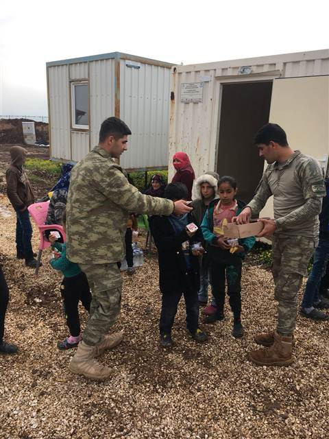 Afrinin yüzde 25i temizlendi... İşte Afrinde sıcak görüntüler