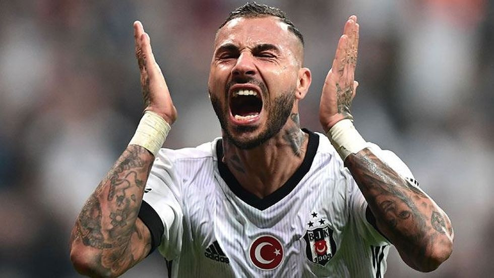 Quaresma öyle bir şey yaptı ki Flaş gelişme... Quaresma öyle bir şey yaptı ki Flaş gelişme...