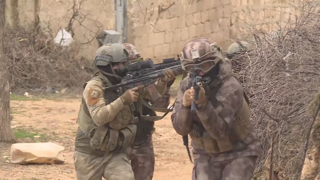 JÖH ve PÖH operasyonlara başladı