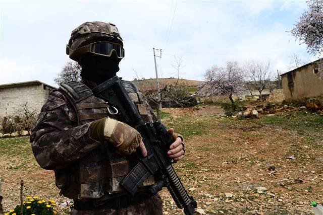 JÖH ve PÖH operasyonlara başladı