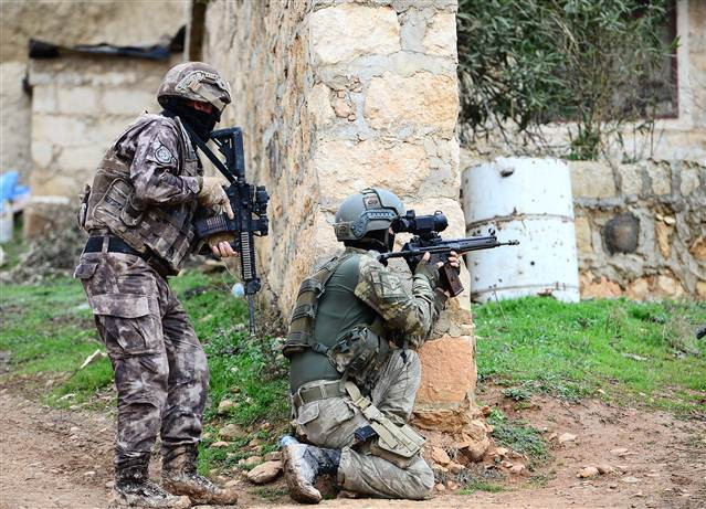 JÖH ve PÖH operasyonlara başladı