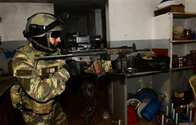 JÖH ve PÖH operasyonlara başladı