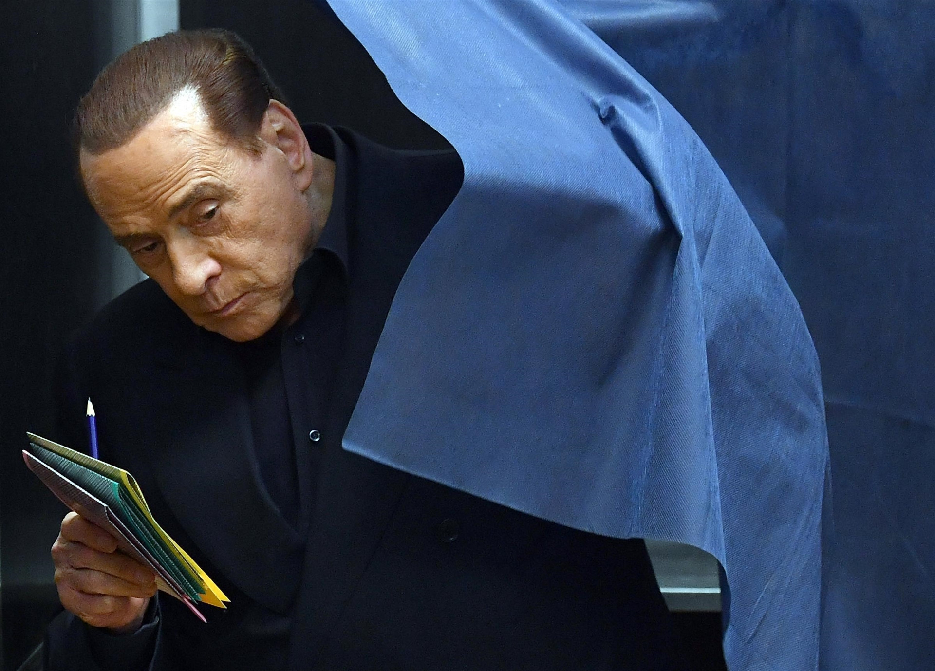 Berlusconiye Femen şoku
