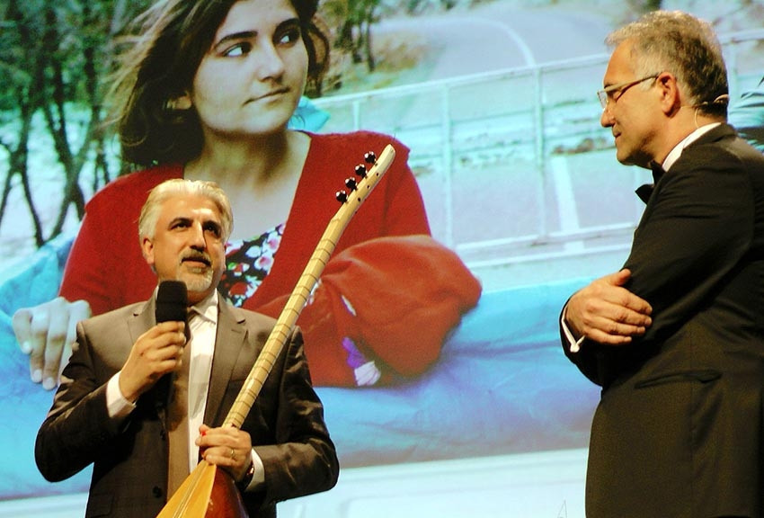 İki büyük sanatçıya ‘Onur Ödülü’