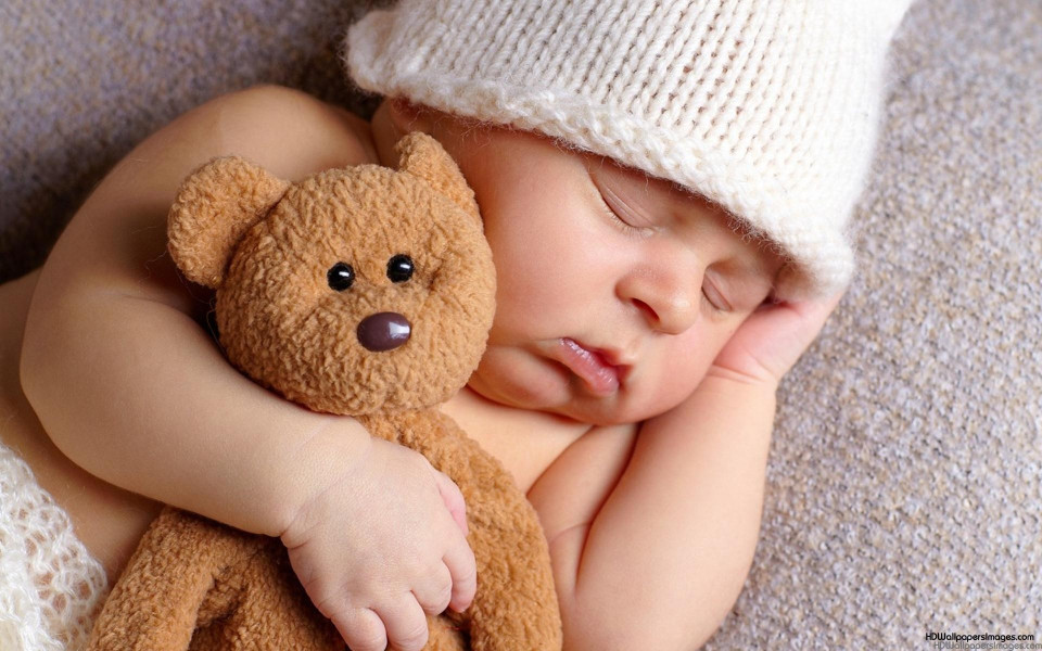 EN GÜZEL KIZ İSİMLERİ 2025: En modern ve birbirinden farklı, değişik ve keşfedilmemiş kız bebek isimleri