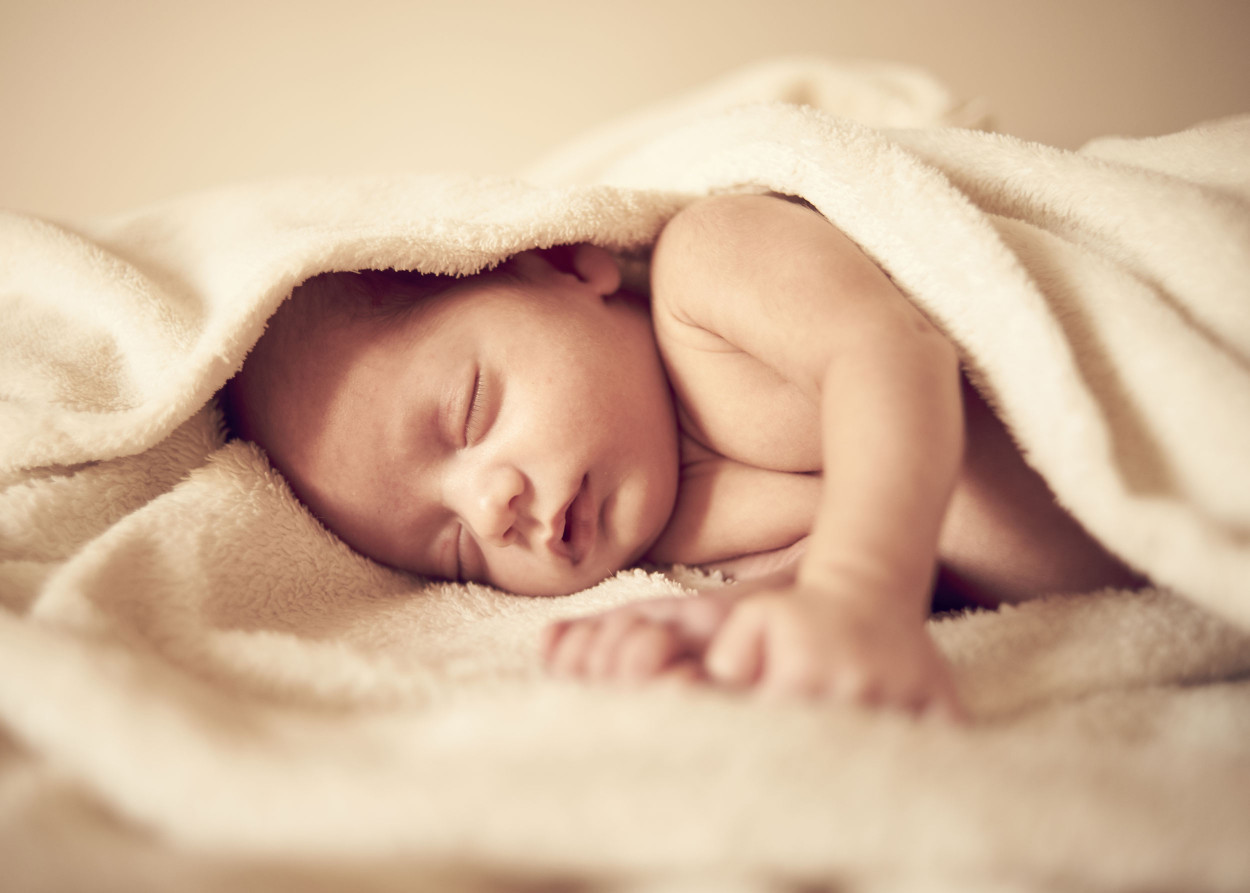 EN GÜZEL KIZ İSİMLERİ 2025: En modern ve birbirinden farklı, değişik ve keşfedilmemiş kız bebek isimleri