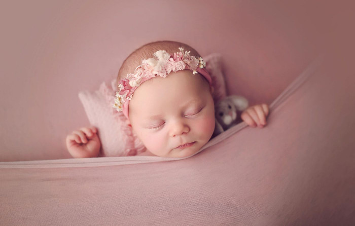 EN GÜZEL KIZ İSİMLERİ 2025: En modern ve birbirinden farklı, değişik ve keşfedilmemiş kız bebek isimleri