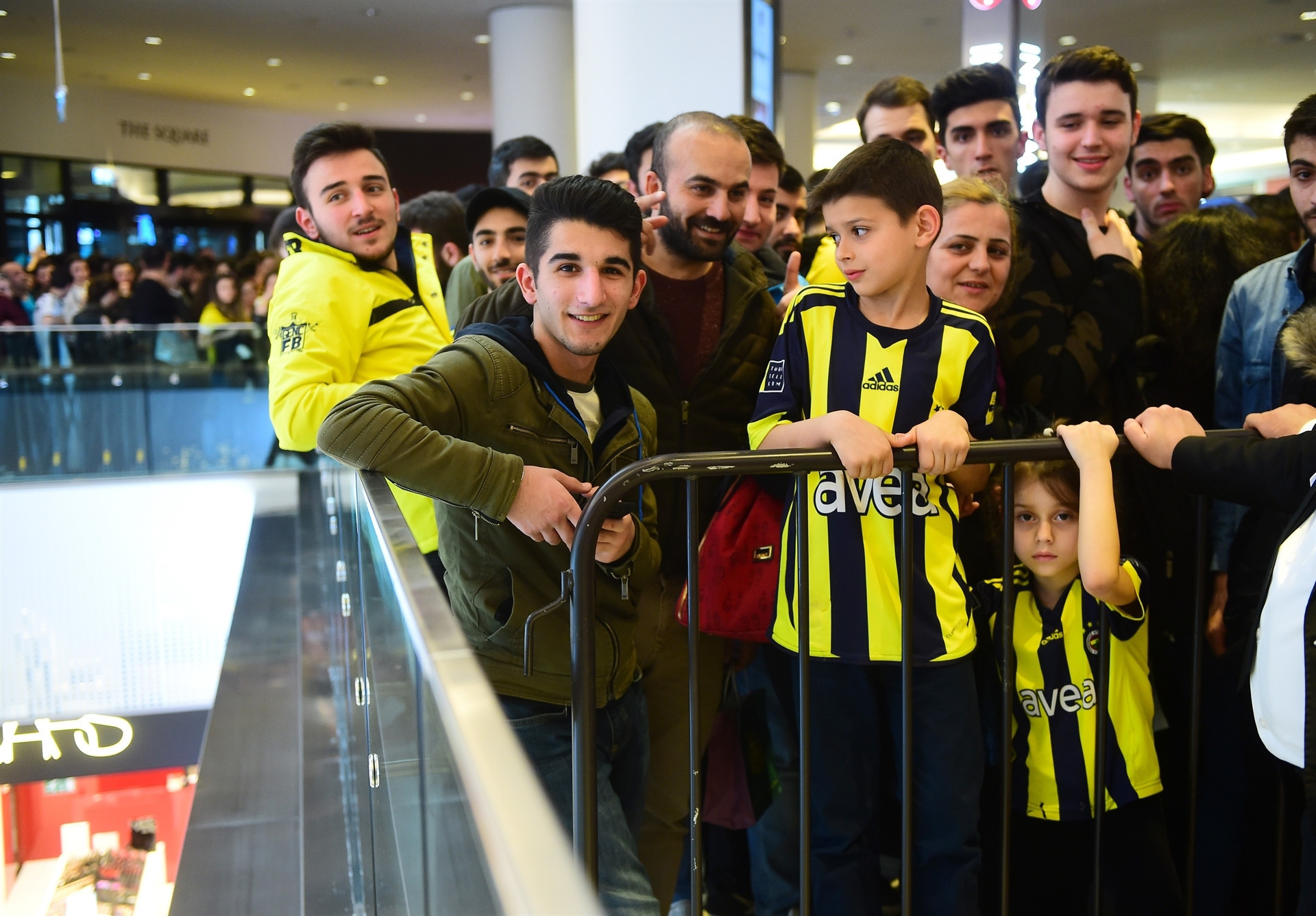 İstanbulda Alex de Souza izdihamı