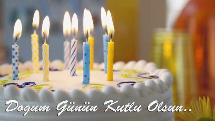 Doğum Günü Mesajları 2025 - Sevgiliye, Arkadaşa ve Sevdiklerinize En Güzel Uzun, Anlamlı ve Resimli Kutlama Sözleri