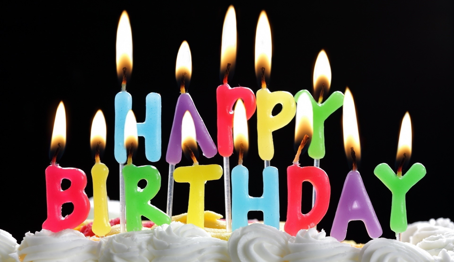 Doğum Günü Mesajları 2025 - Sevgiliye, Arkadaşa ve Sevdiklerinize En Güzel Uzun, Anlamlı ve Resimli Kutlama Sözleri