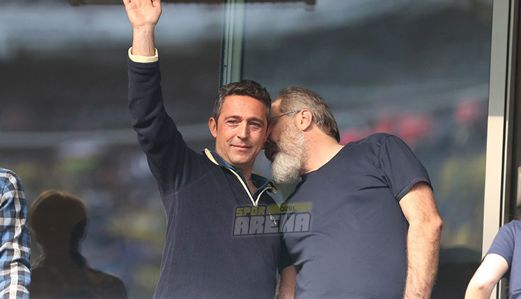 Ülker Stadında Alex krizi Son anda girebildi...