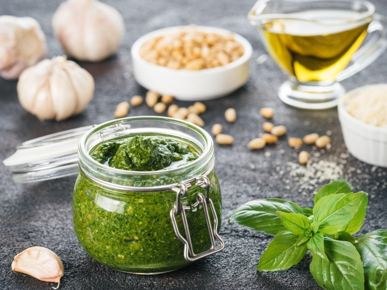 Fesleğenli Pesto Sos
