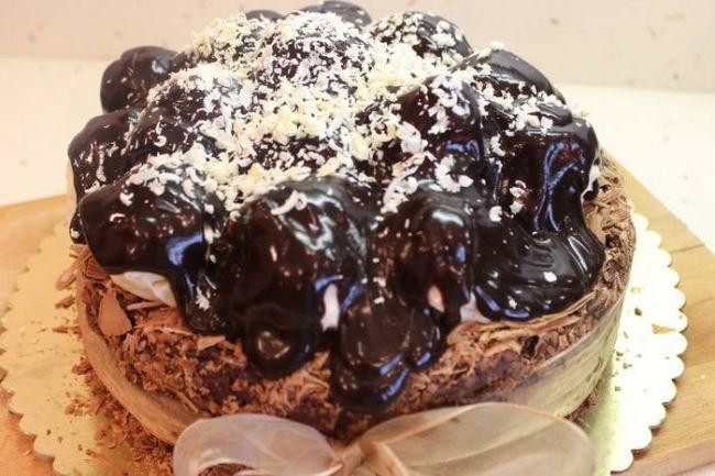 Çok çikolatalı pasta tarifi