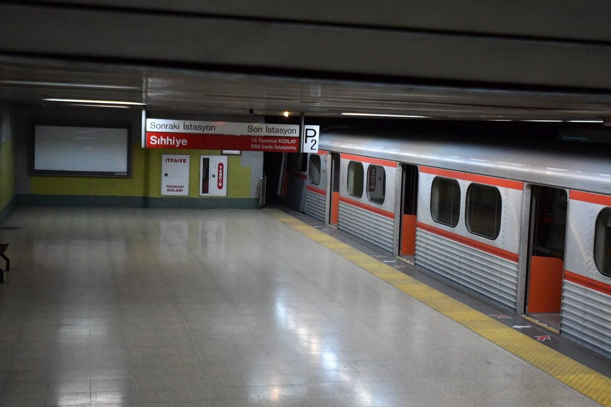 Ankara metrosunda kaza