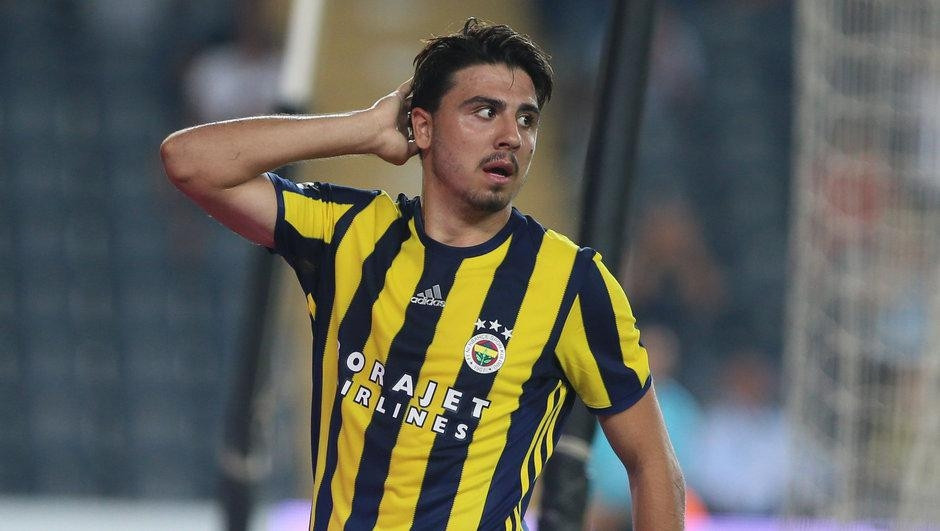 Fenerbahçeden bomba karar Tam 11 futbolcu...
