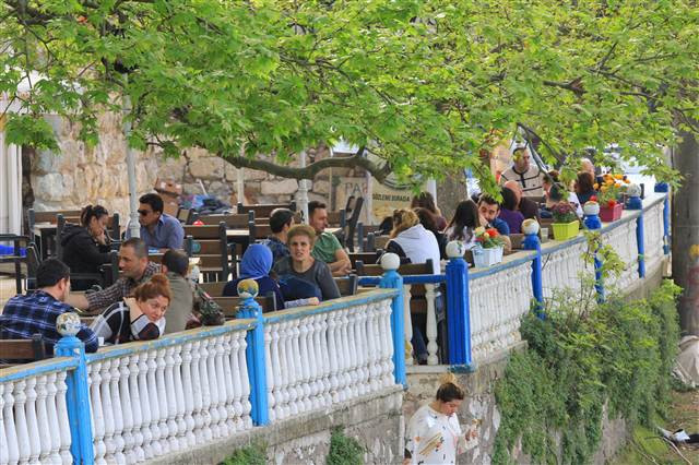 Havalar ısındı Gölyazı canlandı