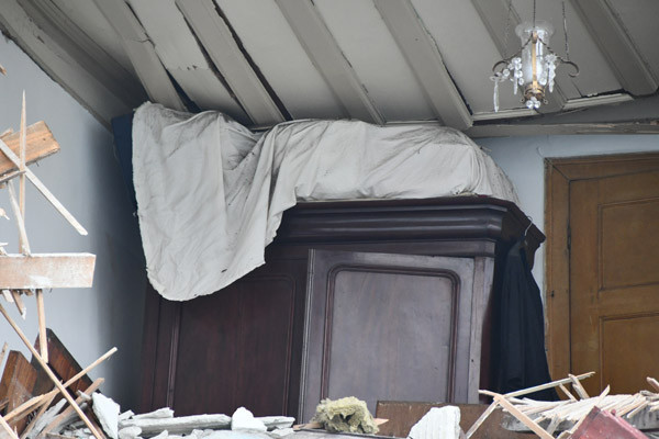 Geminin çarptığı yalıdan çıkarıldı... Dünyada sadece 3 tane var Geminin çarptığı yalıdan çıkarıldı... Dünyada sadece 3 tane var