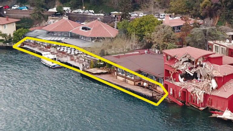 Geminin çarptığı yalıdan çıkarıldı... Dünyada sadece 3 tane var Geminin çarptığı yalıdan çıkarıldı... Dünyada sadece 3 tane var