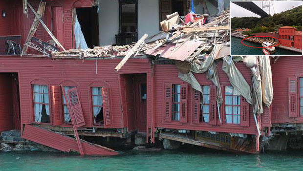 Geminin çarptığı yalıdan çıkarıldı... Dünyada sadece 3 tane var Geminin çarptığı yalıdan çıkarıldı... Dünyada sadece 3 tane var