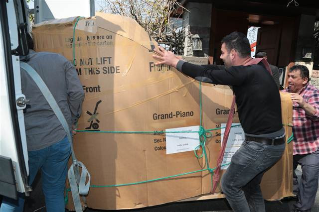 Geminin çarptığı yalıdan çıkarıldı... Dünyada sadece 3 tane var Geminin çarptığı yalıdan çıkarıldı... Dünyada sadece 3 tane var