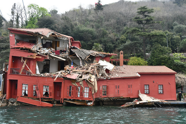Yalıya yazık oldu Yalıya yazık oldu