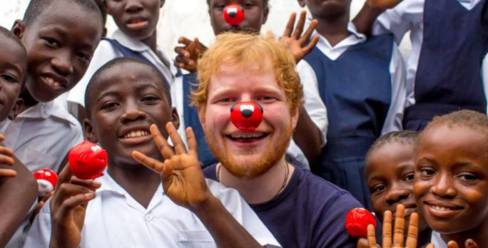 Ünlü şarkıcı tecavüze uğrayan sokak çocuğunun hayatını böyle değiştirdi
