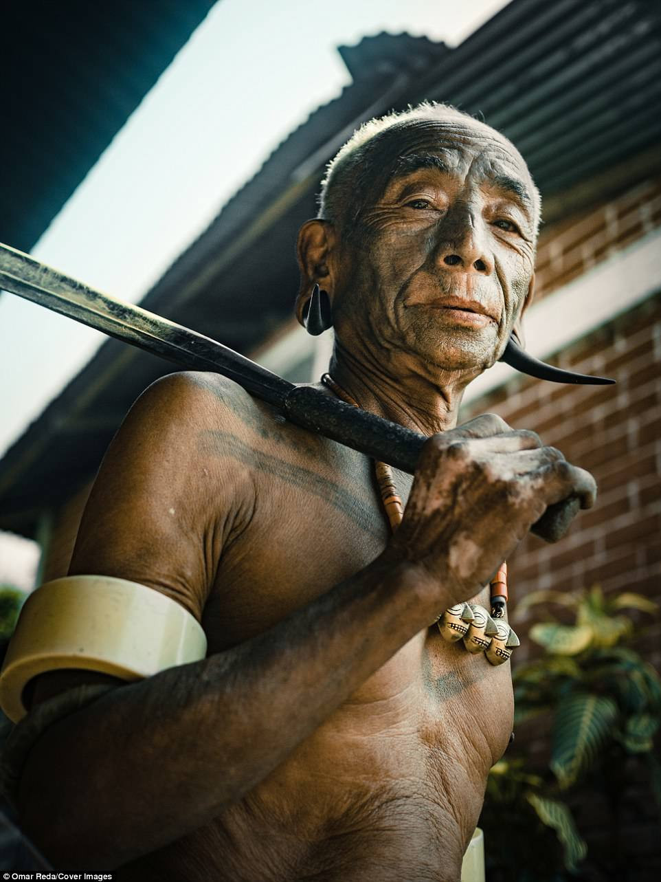 Eş bulabilmek için kafa kesiyorlar