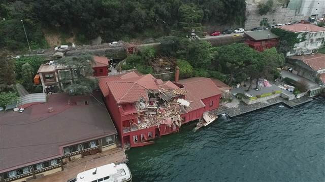 Dev geminin çarptığı yalının son hali havadan görüntülendi