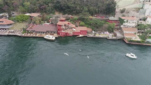 Dev geminin çarptığı yalının son hali havadan görüntülendi