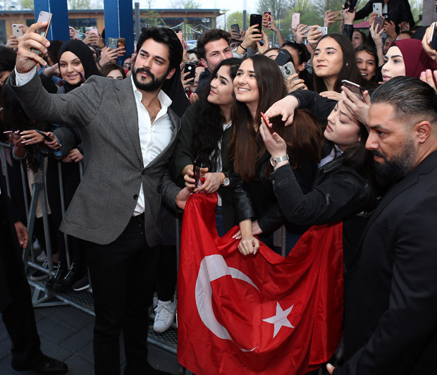 Almanyada Can Feda şoku İçeri alınmadılar...