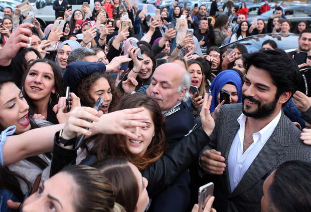 Almanyada Can Feda şoku İçeri alınmadılar...