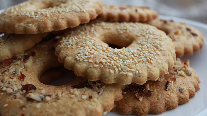 Tuzlu çörekotlu kurabiye tarifi