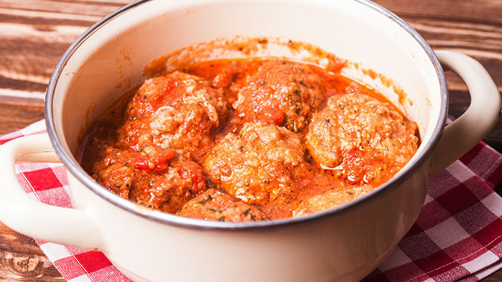 Salçalı fırın köfte tarifi