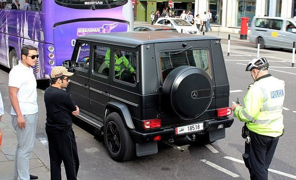 Servetlerini böyle taşıyorlar Hepsi dudak uçuklatıyor