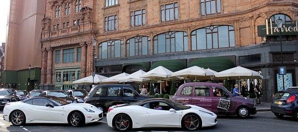 Servetlerini böyle taşıyorlar Hepsi dudak uçuklatıyor