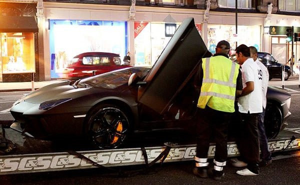 Servetlerini böyle taşıyorlar Hepsi dudak uçuklatıyor