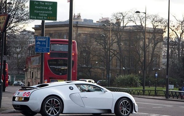 Servetlerini böyle taşıyorlar Hepsi dudak uçuklatıyor