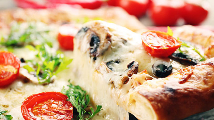 Ramazan pidesinden pizza tarifi