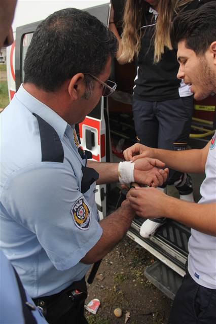 Adana’da ‘Cono’lar ortalığı birbirine kattı
